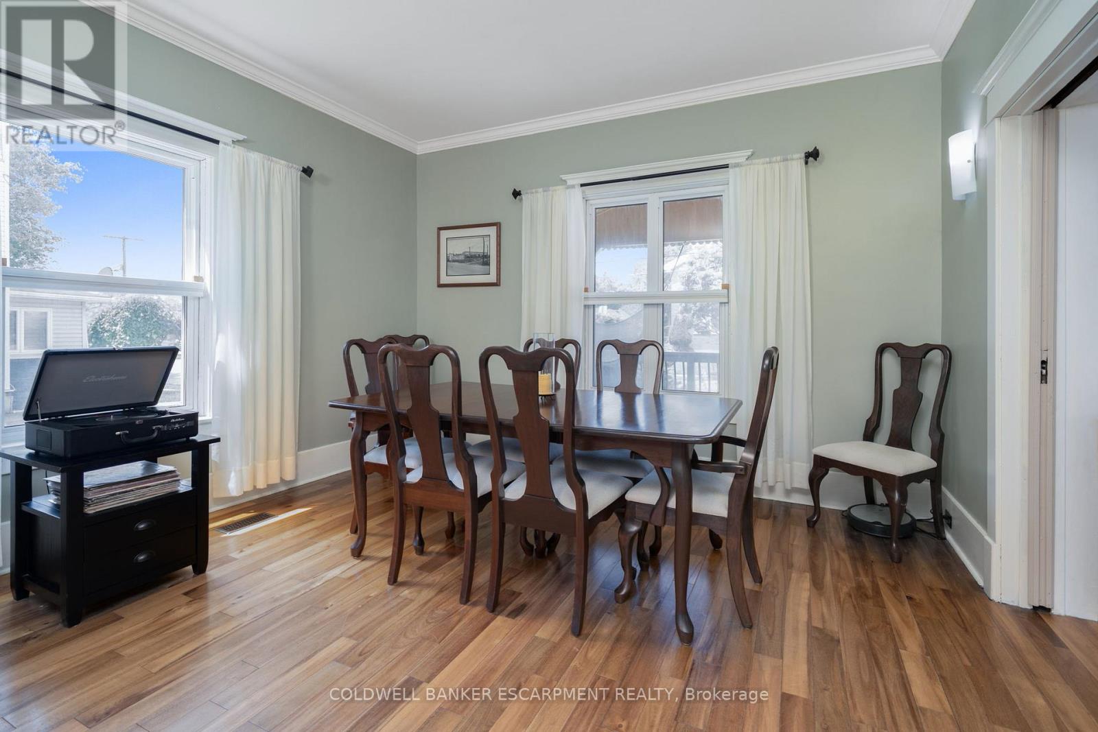 44 Church Street E, Halton Hills, Ontario  L7J 1K5 - Photo 11 - W12467822