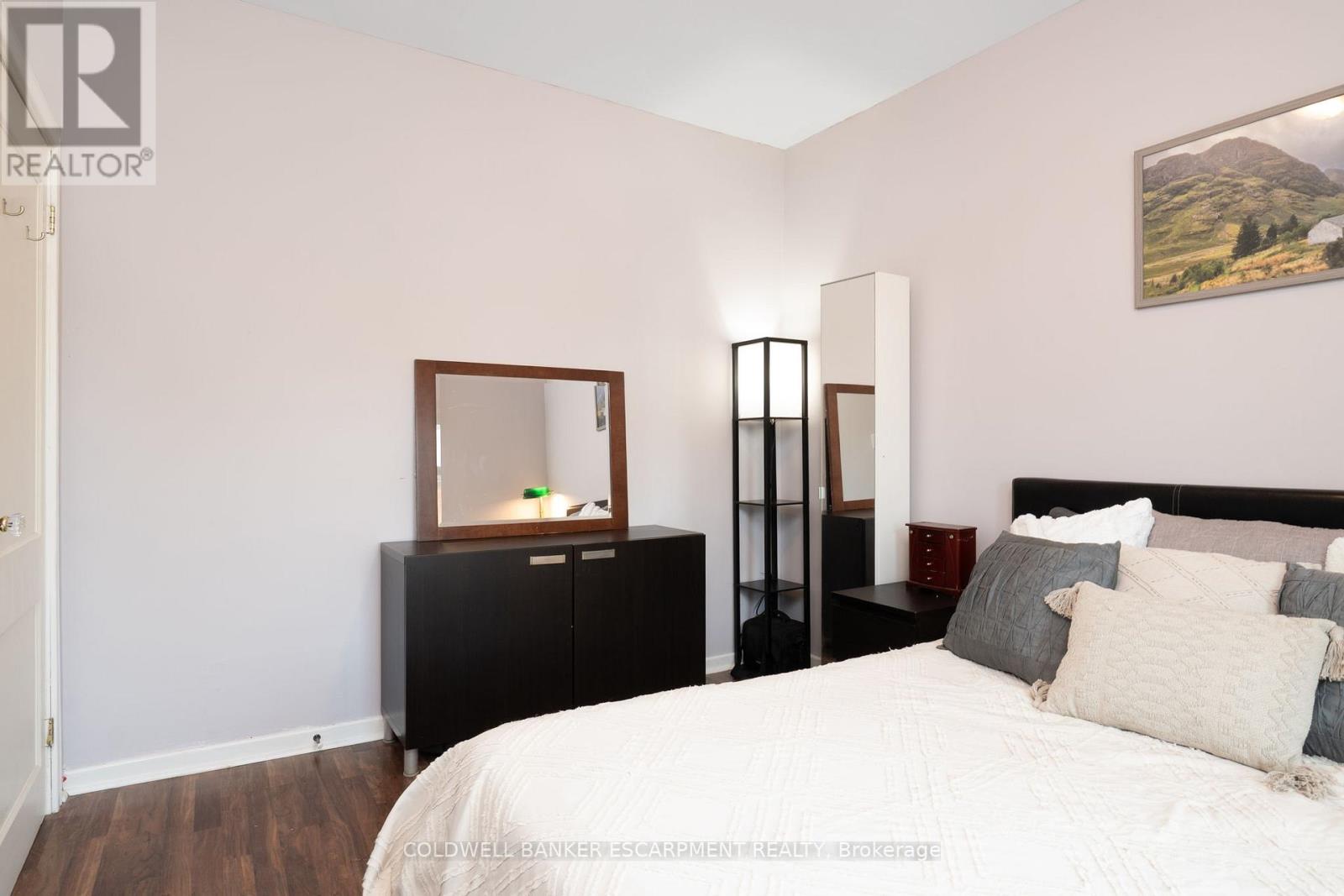 44 Church Street E, Halton Hills, Ontario  L7J 1K5 - Photo 24 - W12467822