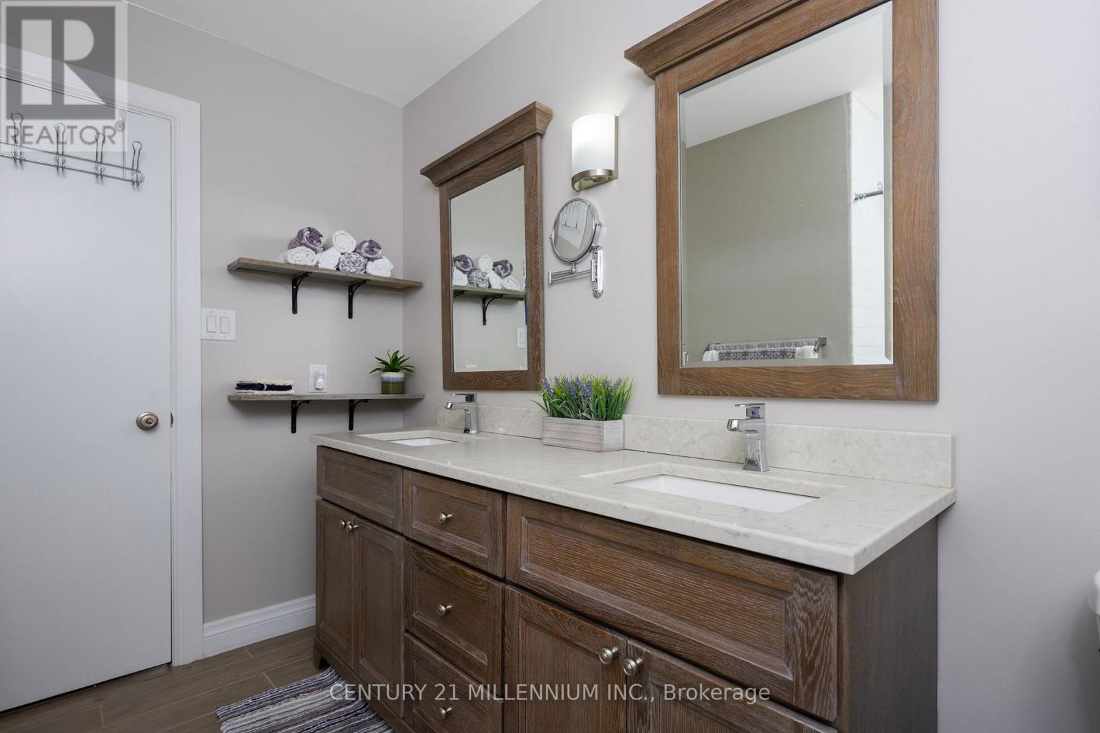 116 Wexford Road, Brampton, Ontario  L6Z 2T5 - Photo 25 - W12467834