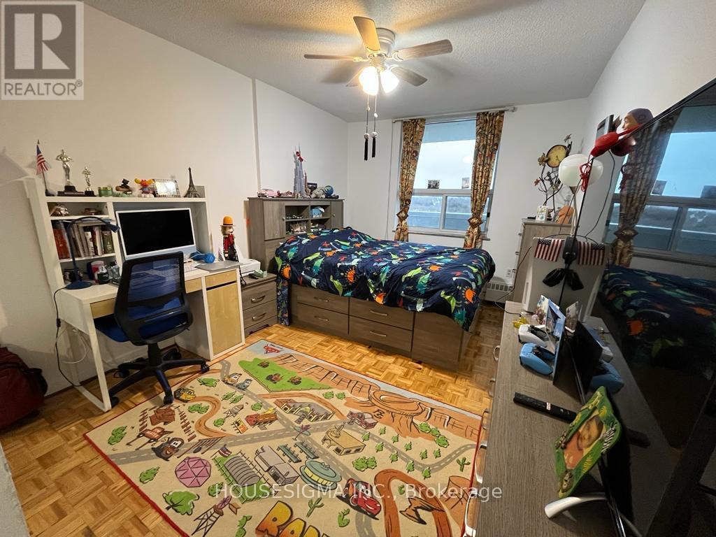 1607 - 45 Southport Street, Toronto, Ontario  M6S 3N5 - Photo 5 - W12467851