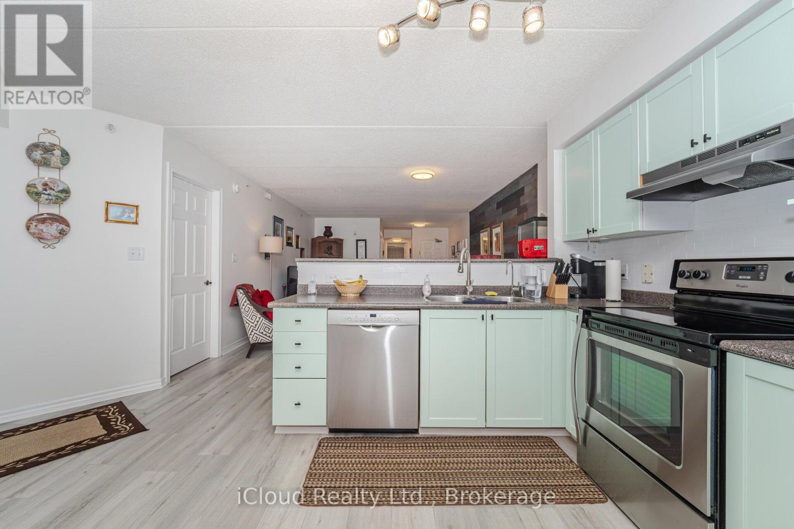 111 - 2035 Appleby Line, Burlington, Ontario  L7L 7G8 - Photo 13 - W12467852