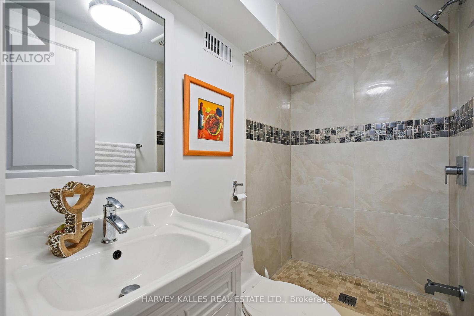 Bsmt - 198 Yarmouth Road, Toronto, Ontario  M6G 1X4 - Photo 7 - W12467866