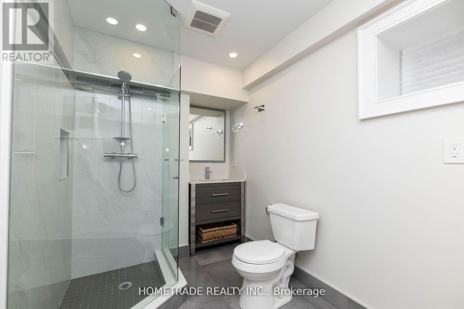 53 Culnan Avenue E, Toronto, Ontario  M8Z 5B1 - Photo 22 - W12467879