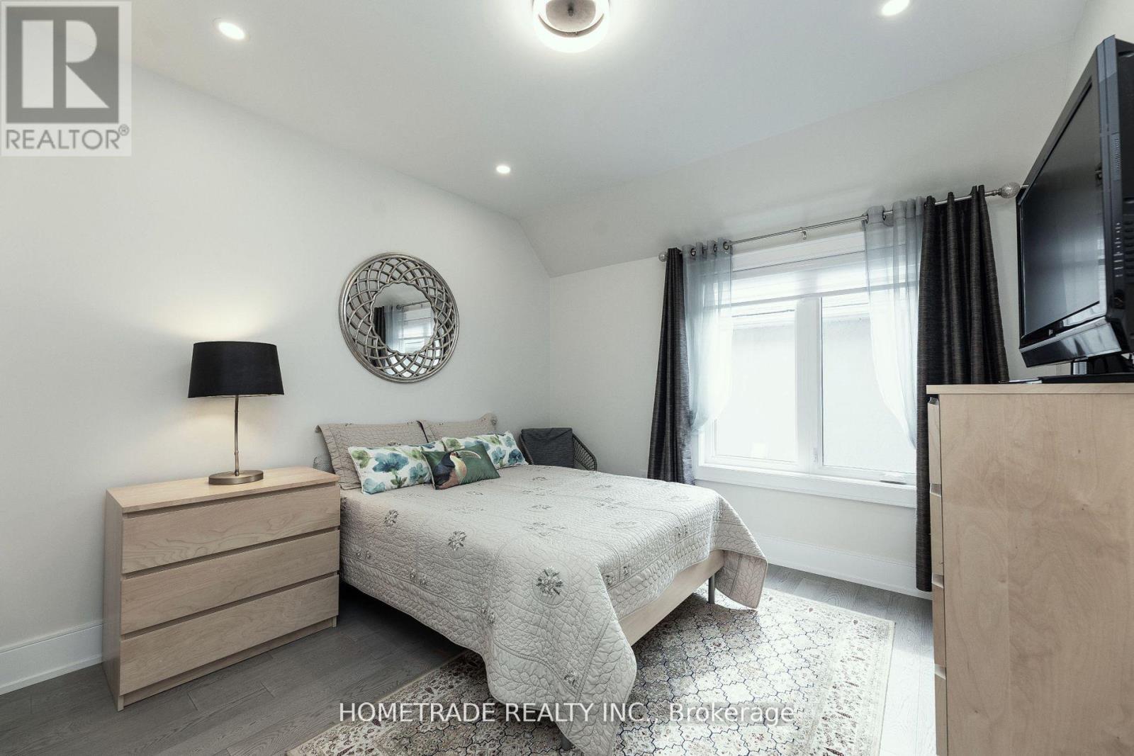 53 Culnan Avenue E, Toronto, Ontario  M8Z 5B1 - Photo 23 - W12467879