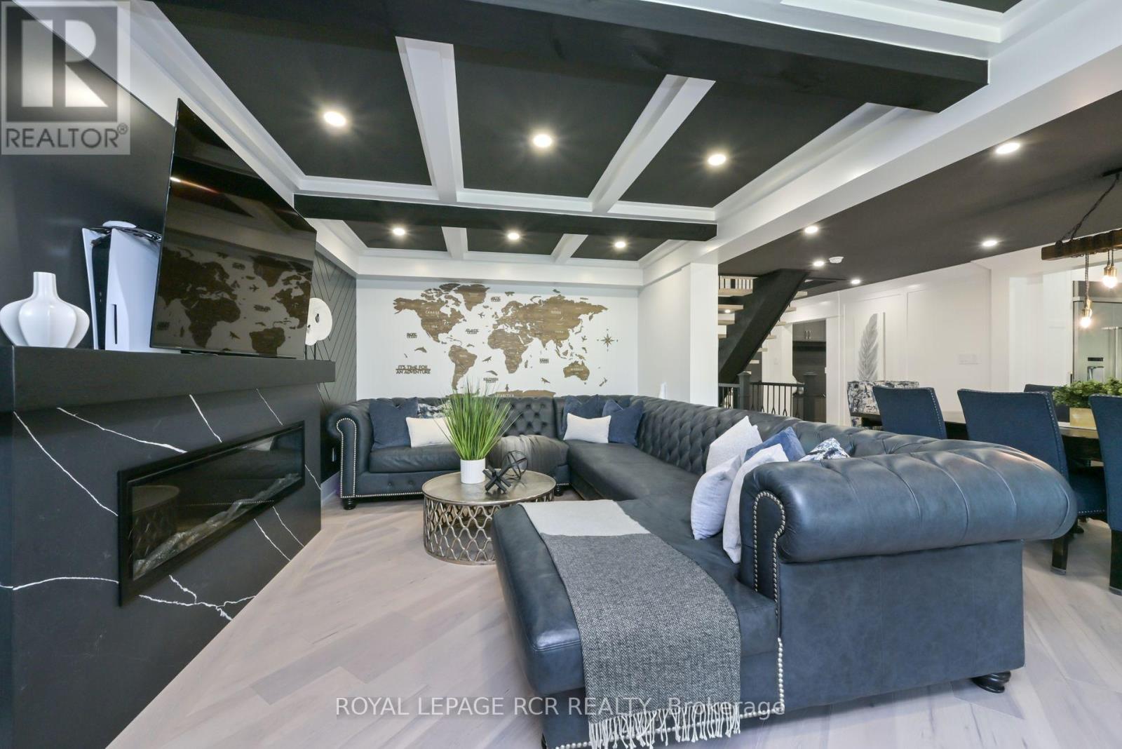 26 Christie Drive, Brampton, Ontario  L6Z 3J4 - Photo 12 - W12467880