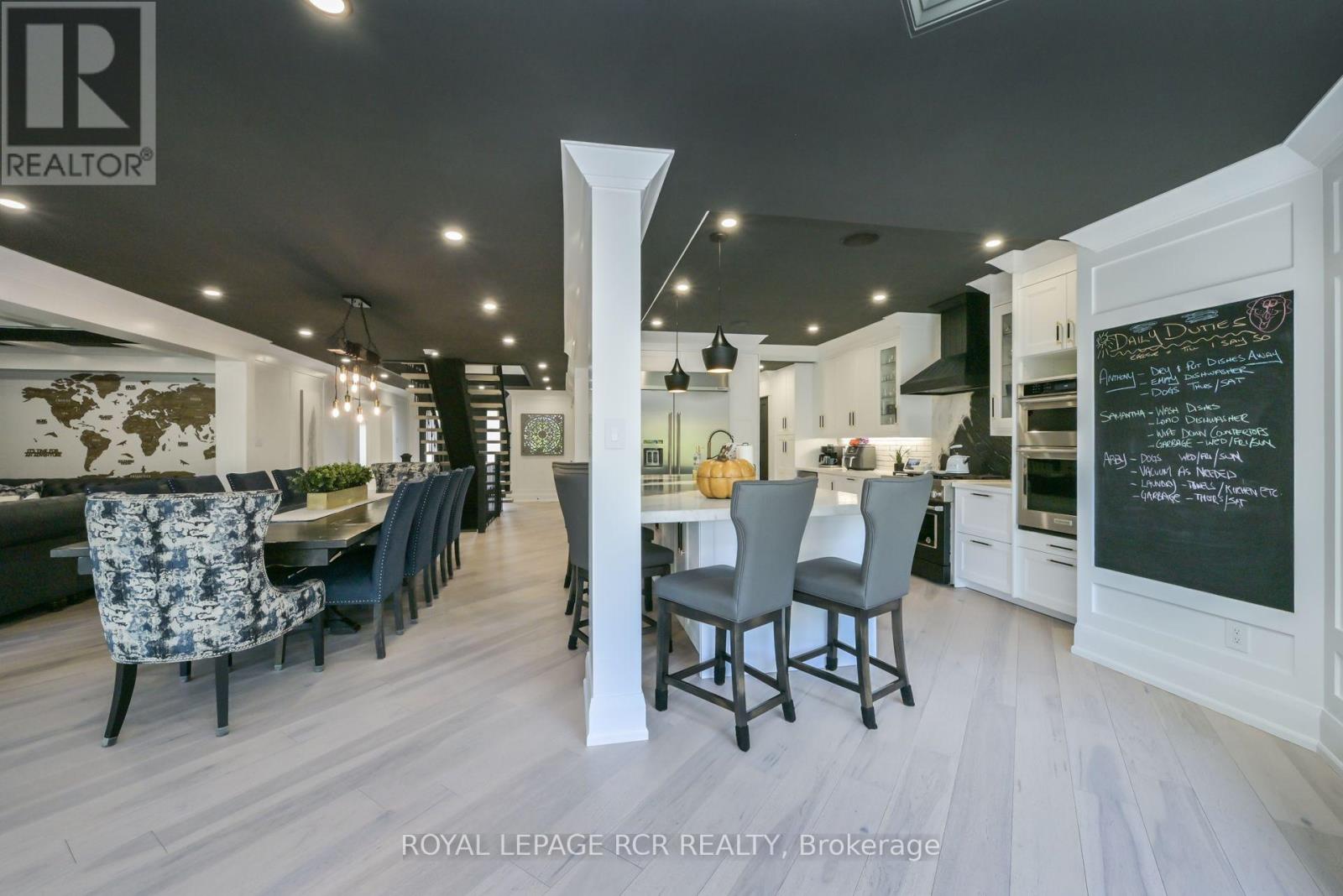 26 Christie Drive, Brampton, Ontario  L6Z 3J4 - Photo 7 - W12467880