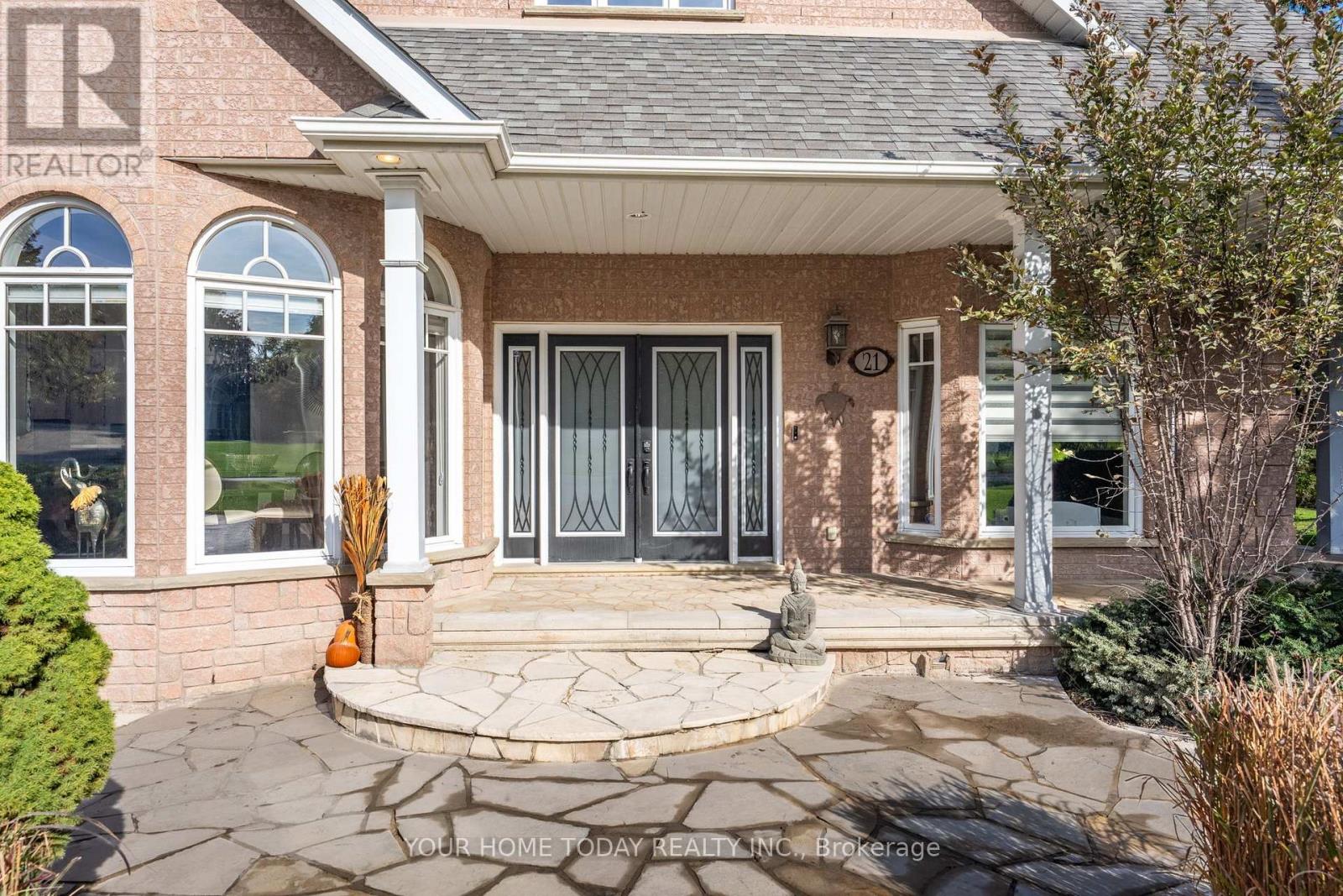 21 Turtle Lake Drive, Halton Hills, Ontario  L7J 2W7 - Photo 5 - W12467882