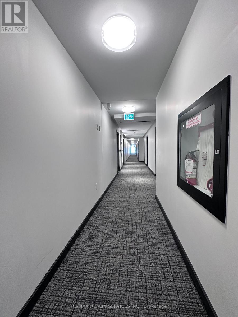1303 - 86 Dundas Street E, Mississauga, Ontario  L5A 1W4 - Photo 4 - W12467895