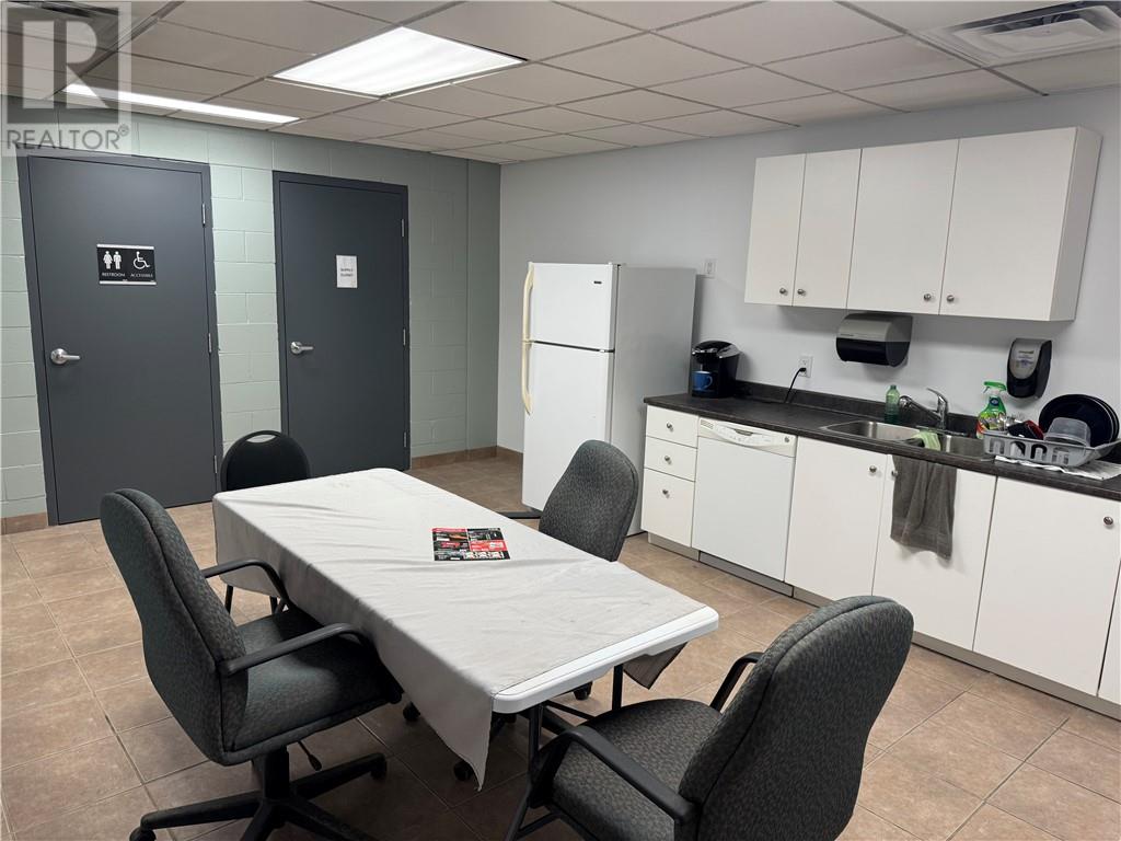 2785 White Street, Greater Sudbury, Ontario P3N 1B2 - Photo 3 - 2125021