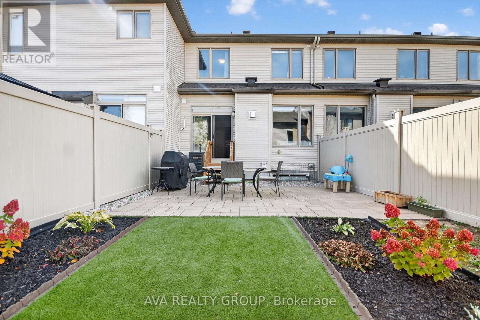 542 Triangle Street, Ottawa, Ontario  K2M 0M5 - Photo 33 - X12405478