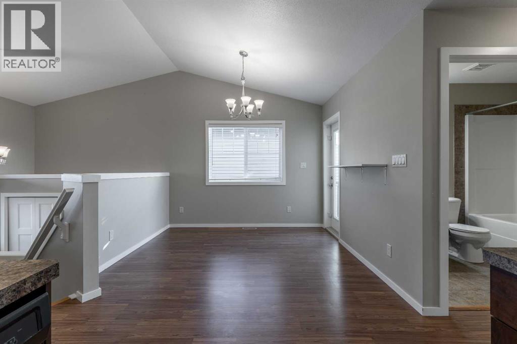 230 Mt Sundance Crescent W, Lethbridge, Alberta  T1J 0Z6 - Photo 14 - A2264957