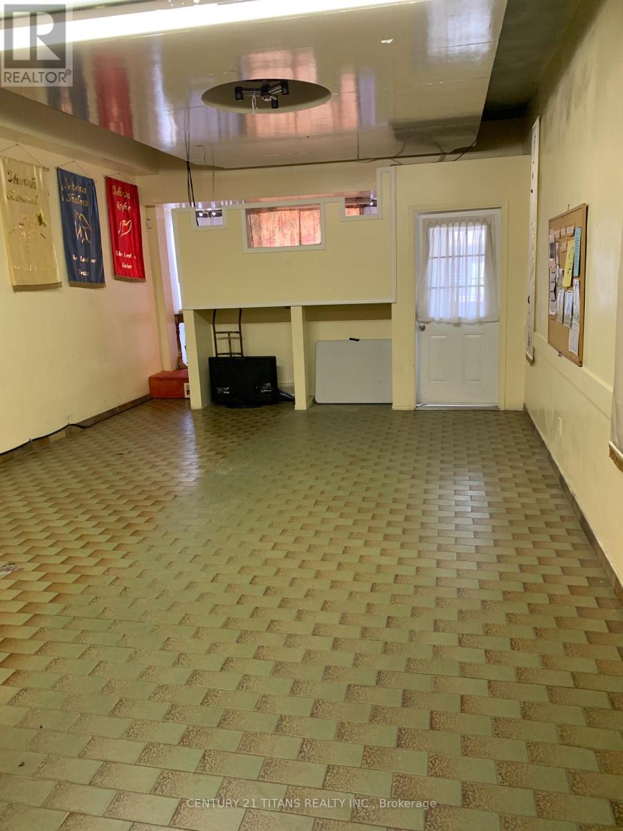481a - 481 Oakwood Ave Avenue E, Toronto, Ontario  M6E 2W4 - Photo 3 - C12467924