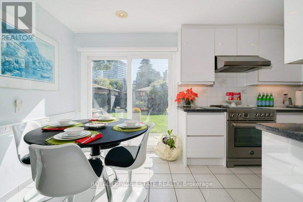 23 Lisburn Crescent, Toronto, Ontario  M2J 2Z4 - Photo 13 - C12467949