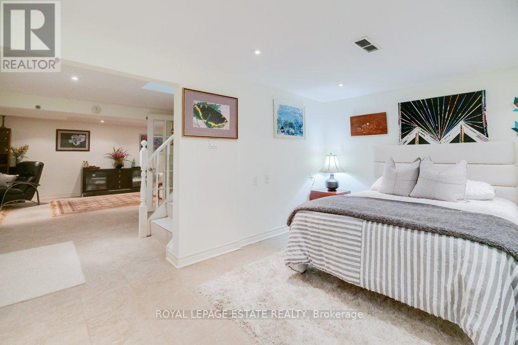23 Lisburn Crescent, Toronto, Ontario  M2J 2Z4 - Photo 33 - C12467949