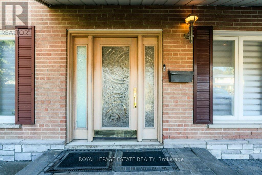 23 Lisburn Crescent, Toronto, Ontario  M2J 2Z4 - Photo 39 - C12467949