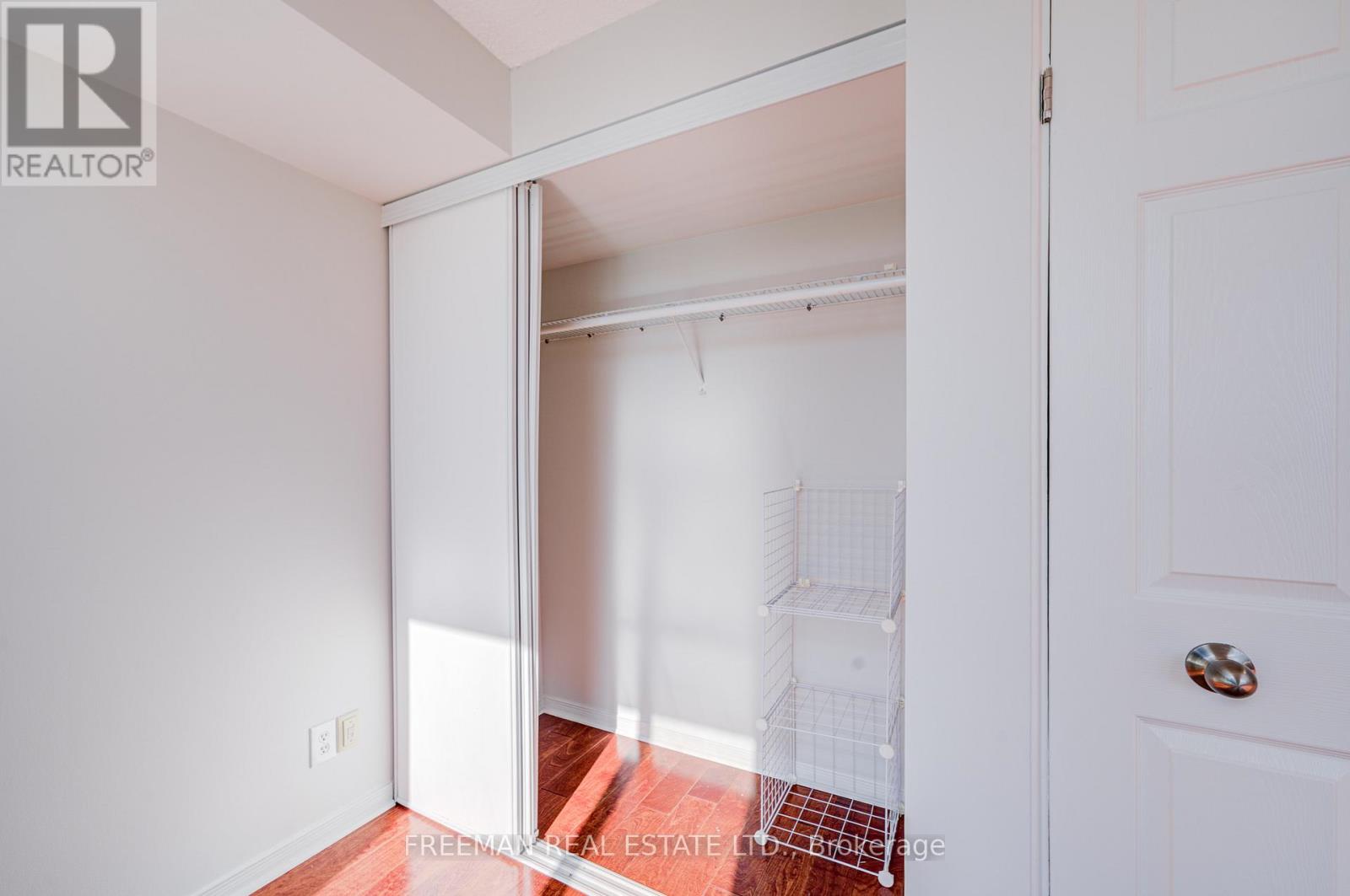 1124 - 801 King Street W, Toronto, Ontario  M5V 1N4 - Photo 11 - C12467957