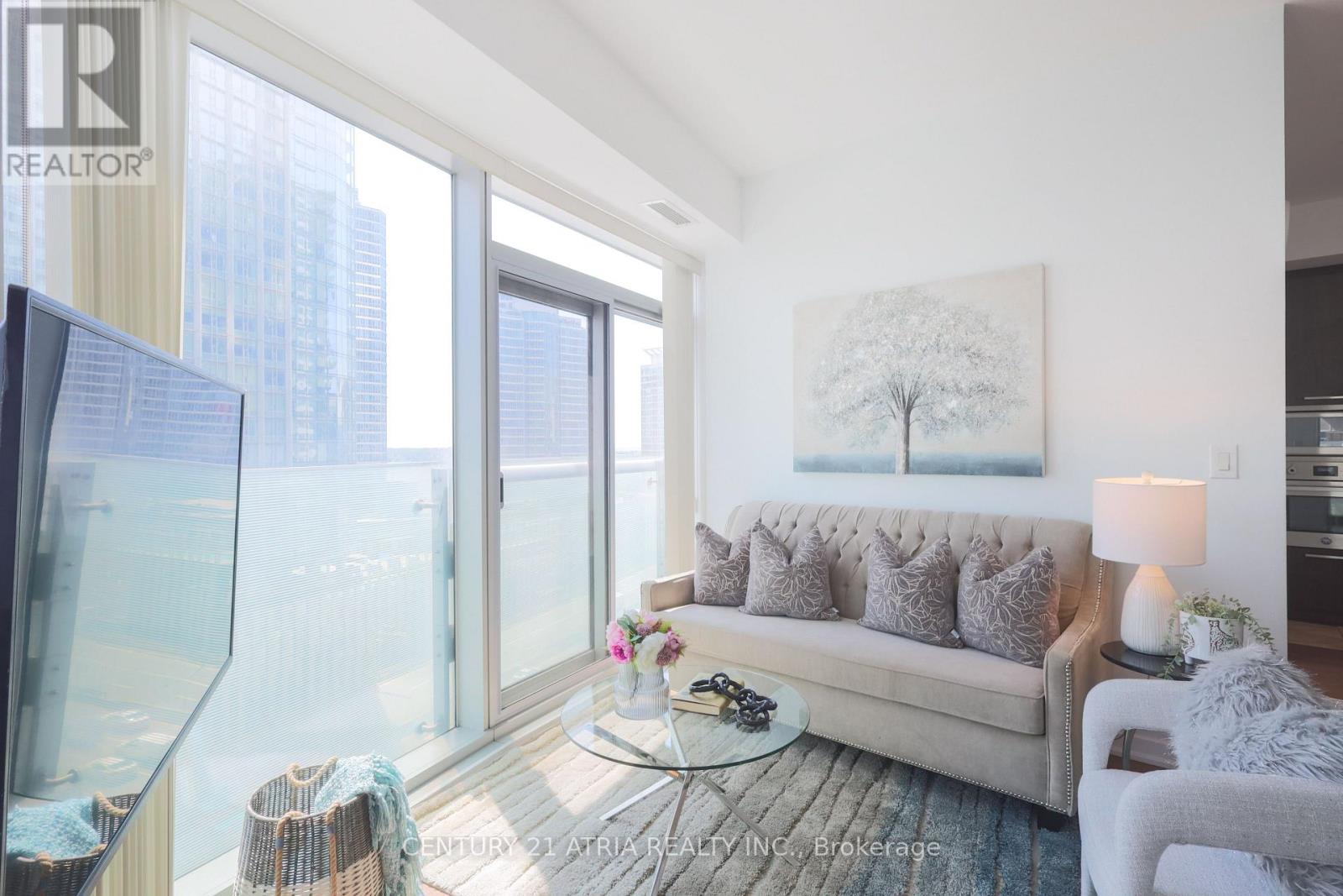 1002 - 14 York Street, Toronto, Ontario  M5J 0B1 - Photo 13 - C12467976