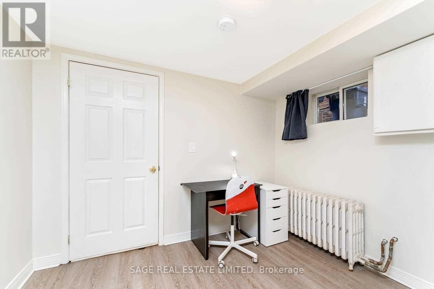 1 - 118 Braemar Avenue, Toronto, Ontario  M5P 2L4 - Photo 10 - C12468000