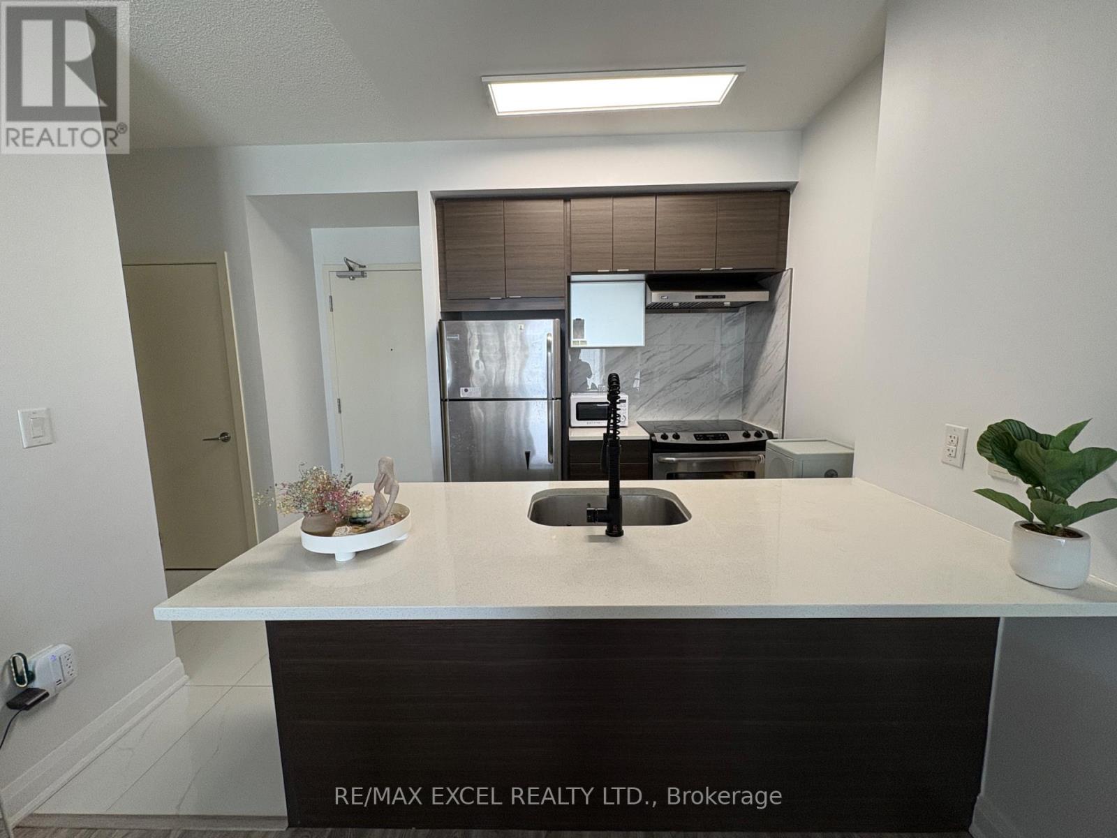 904 - 62 Forest Manor Road, Toronto, Ontario  M2J 0B6 - Photo 4 - C12468085