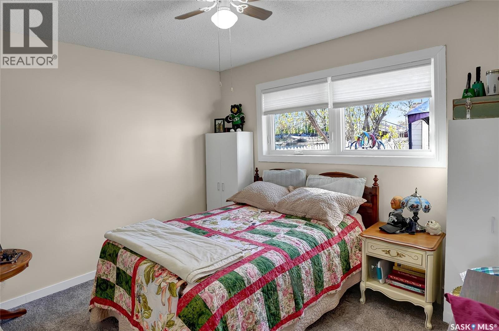 704 Leeville Drive, Assiniboia, Saskatchewan  S0H 0B0 - Photo 18 - SK020986