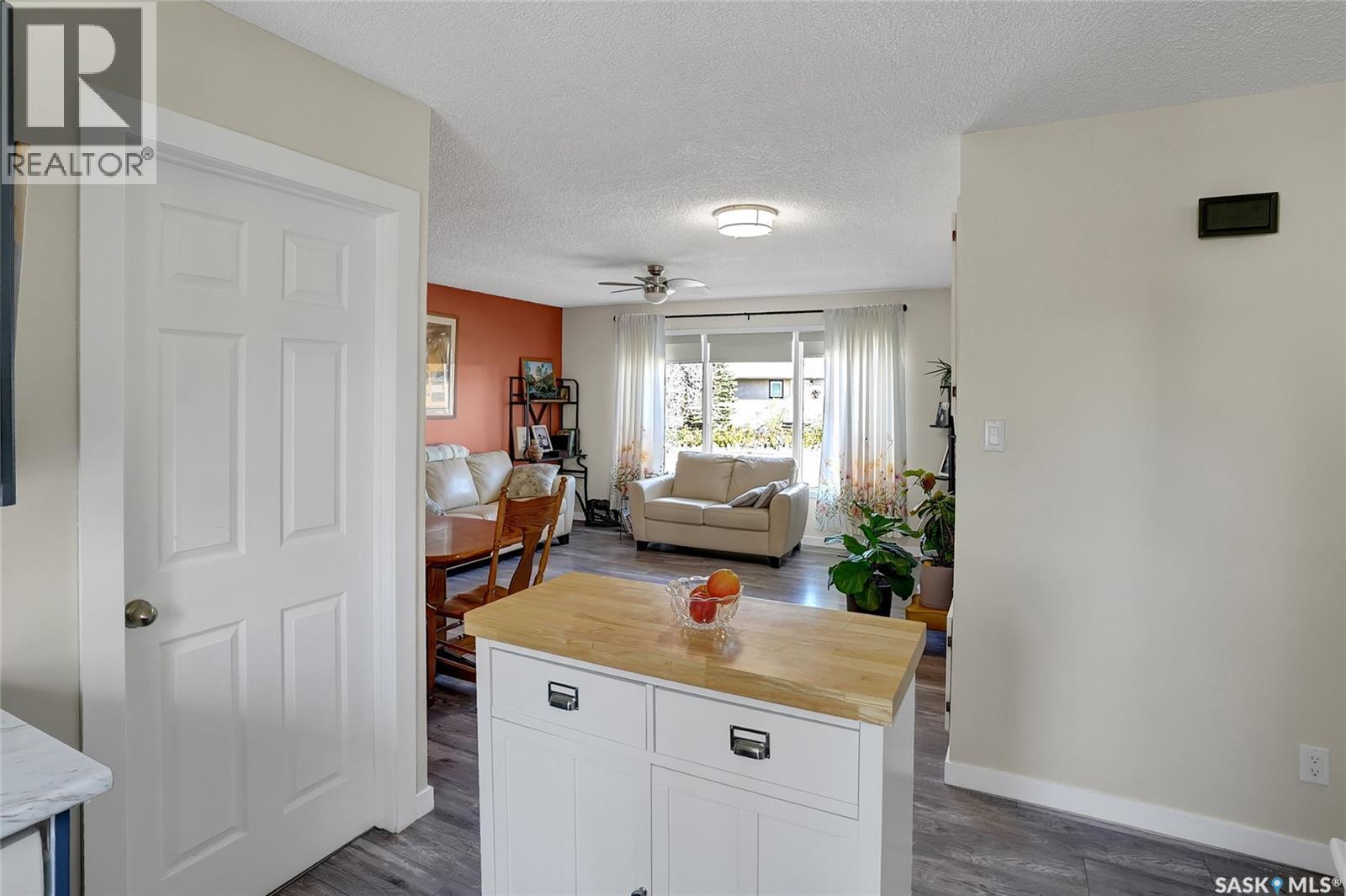 704 Leeville Drive, Assiniboia, Saskatchewan  S0H 0B0 - Photo 9 - SK020986