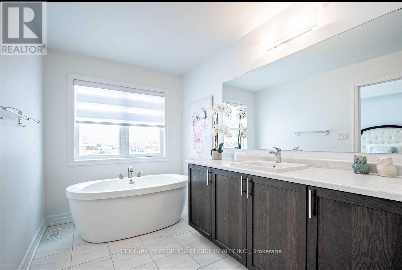 29 Christine Elliott Avenue, Whitby, Ontario  L1P 0B8 - Photo 10 - E12467941