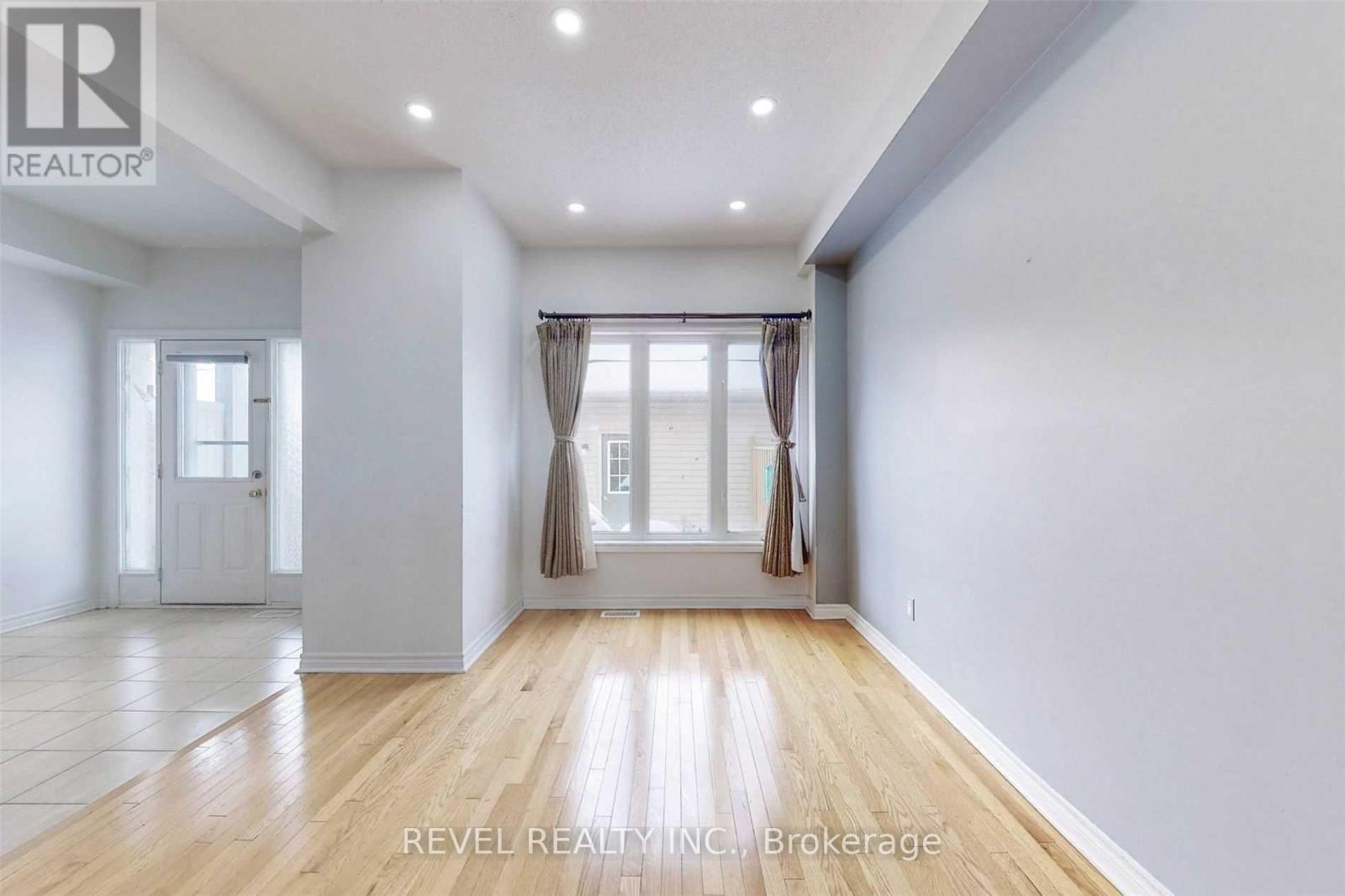 2448 Earl Grey Avenue, Pickering, Ontario  L1X 0B9 - Photo 12 - E12468009