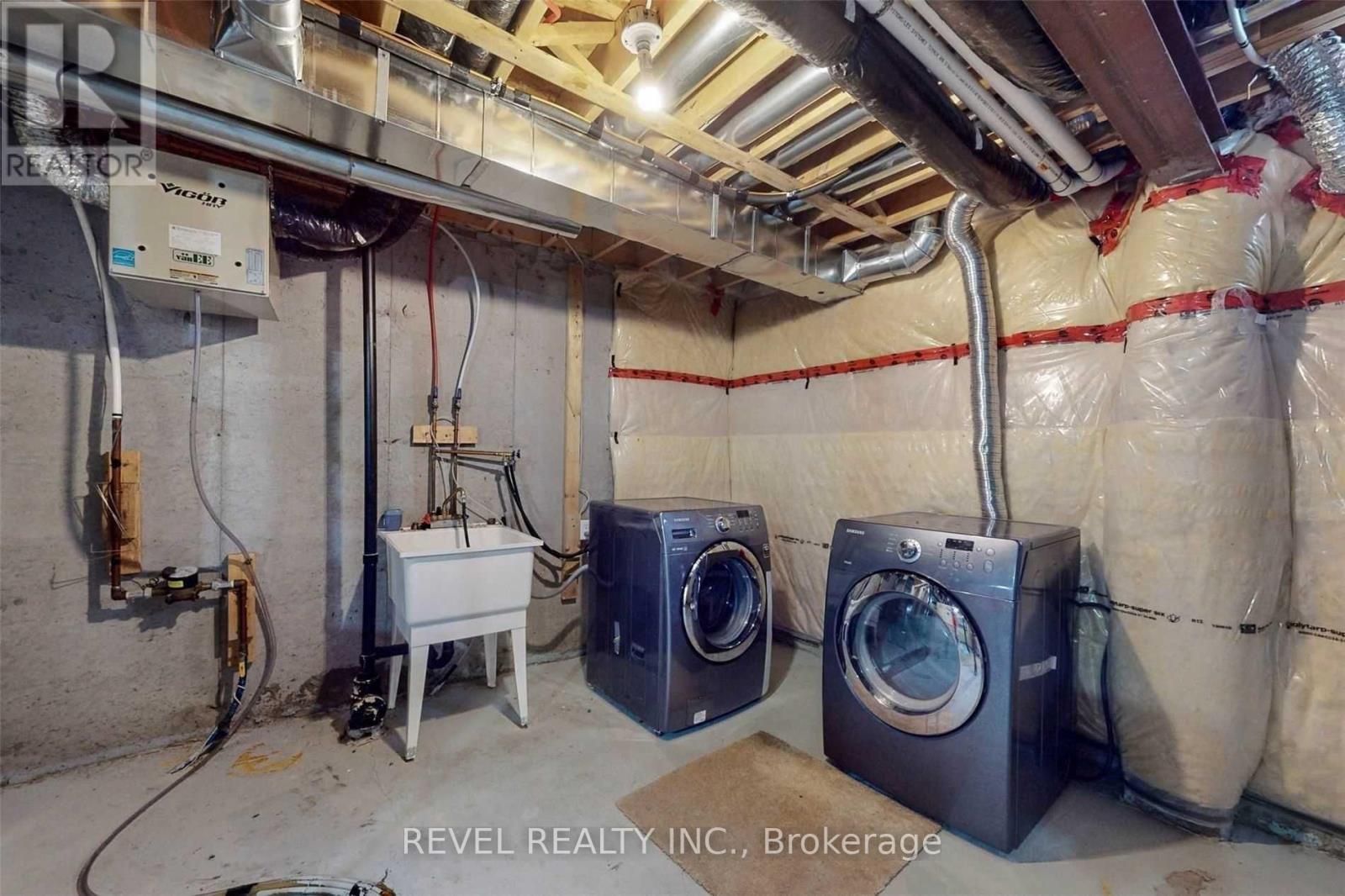 2448 Earl Grey Avenue, Pickering, Ontario  L1X 0B9 - Photo 33 - E12468009