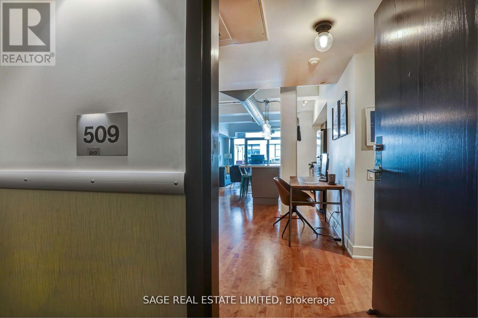 509 - 233 Carlaw Avenue, Toronto, Ontario  M4M 3N6 - Photo 3 - E12468016
