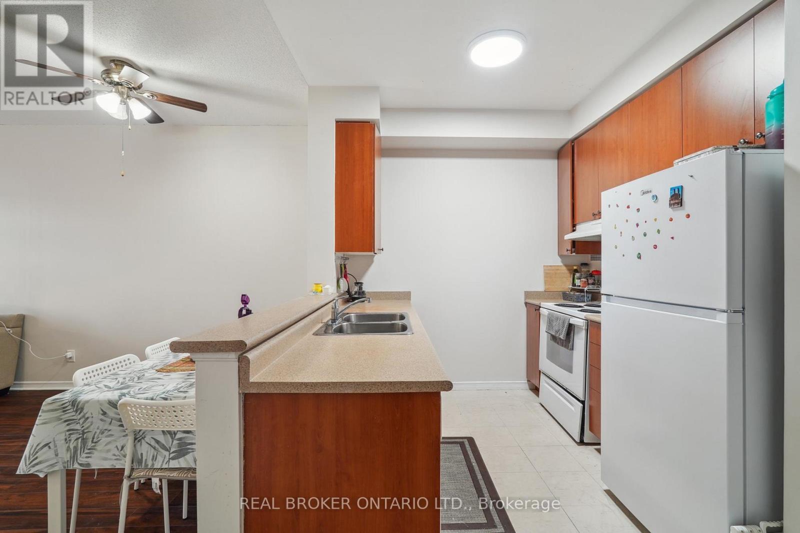 926 - 3650 Kingston Road, Toronto, Ontario  M1M 3X9 - Photo 7 - E12468053