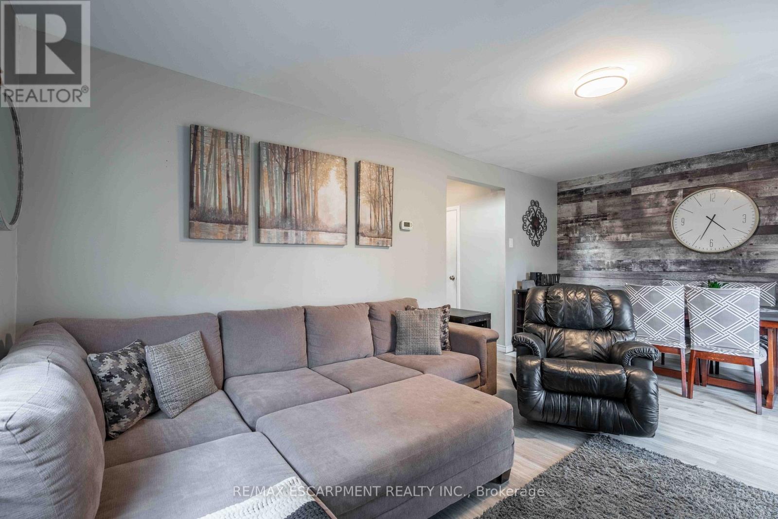 8 First Private Road, Hamilton, Ontario  L8E 5B9 - Photo 19 - X12467838