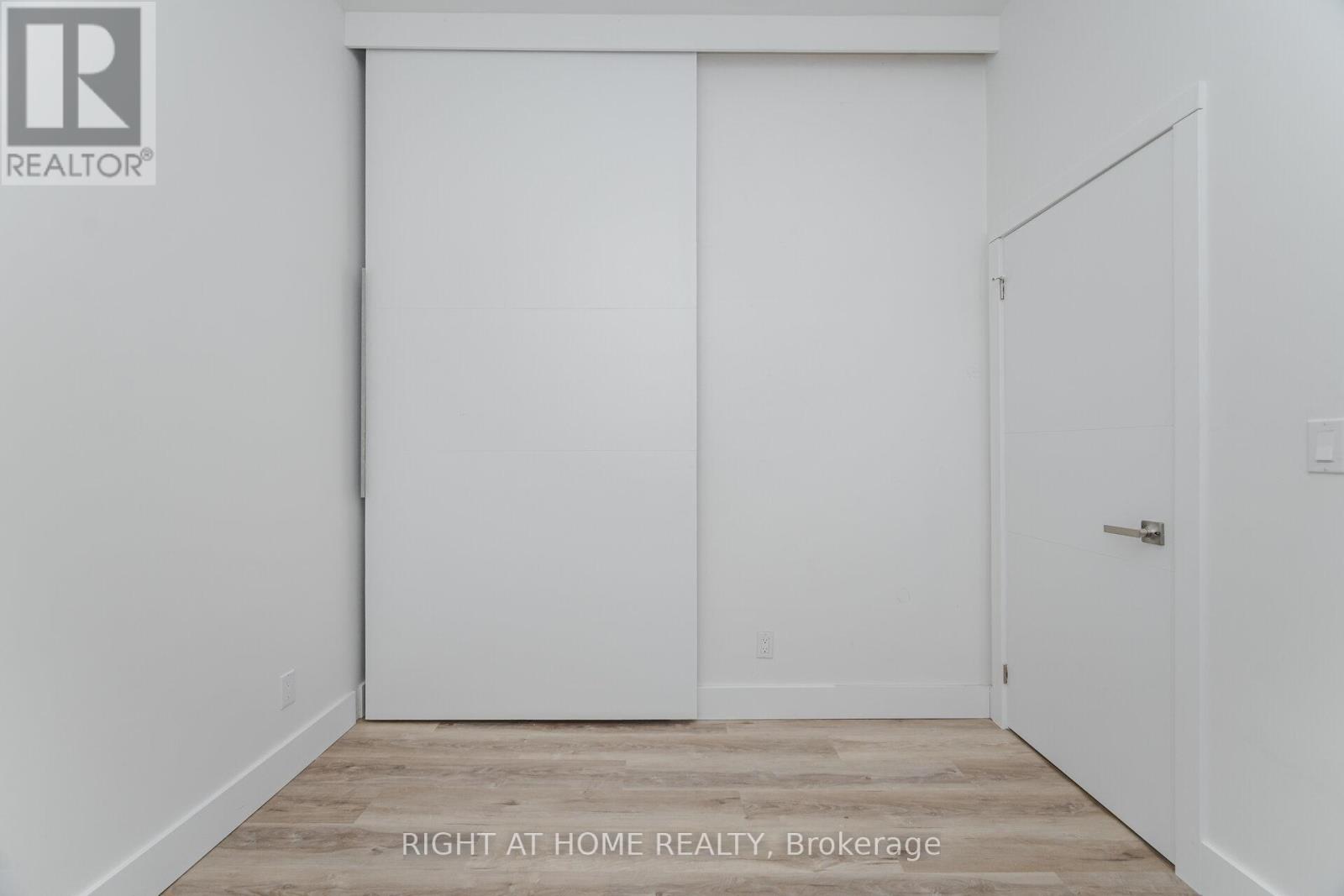 183 Normanhurst Avenue, Hamilton, Ontario  L8H 5M9 - Photo 18 - X12467839