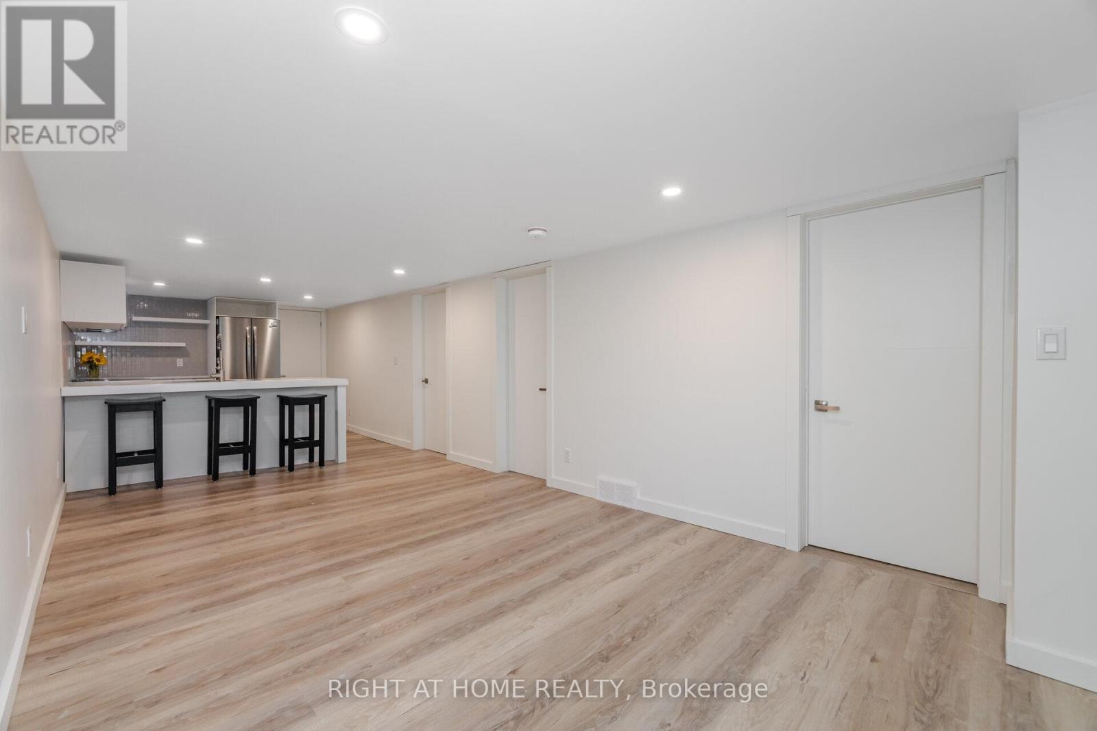 183 Normanhurst Avenue, Hamilton, Ontario  L8H 5M9 - Photo 23 - X12467839