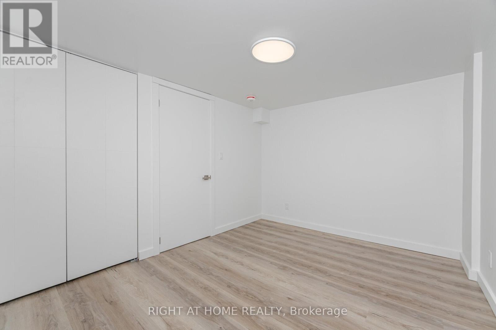 183 Normanhurst Avenue, Hamilton, Ontario  L8H 5M9 - Photo 31 - X12467839