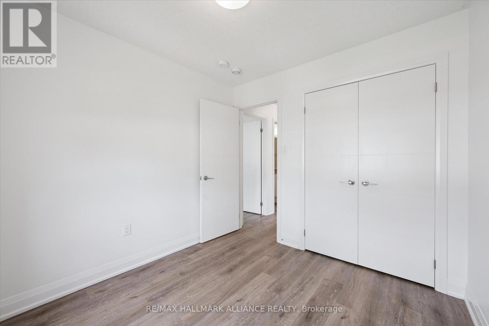 38 Steele Acres, Guelph, Ontario  N1E 0S7 - Photo 20 - X12467869