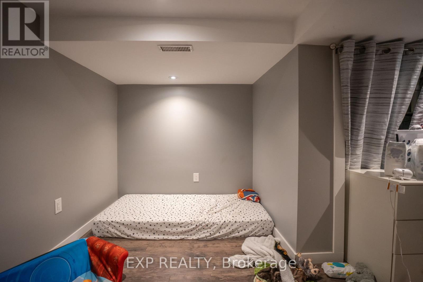 163 Emerald Street N, Hamilton, Ontario  L8L 5K9 - Photo 31 - X12467898