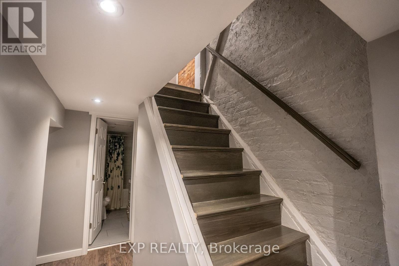163 Emerald Street N, Hamilton, Ontario  L8L 5K9 - Photo 34 - X12467898