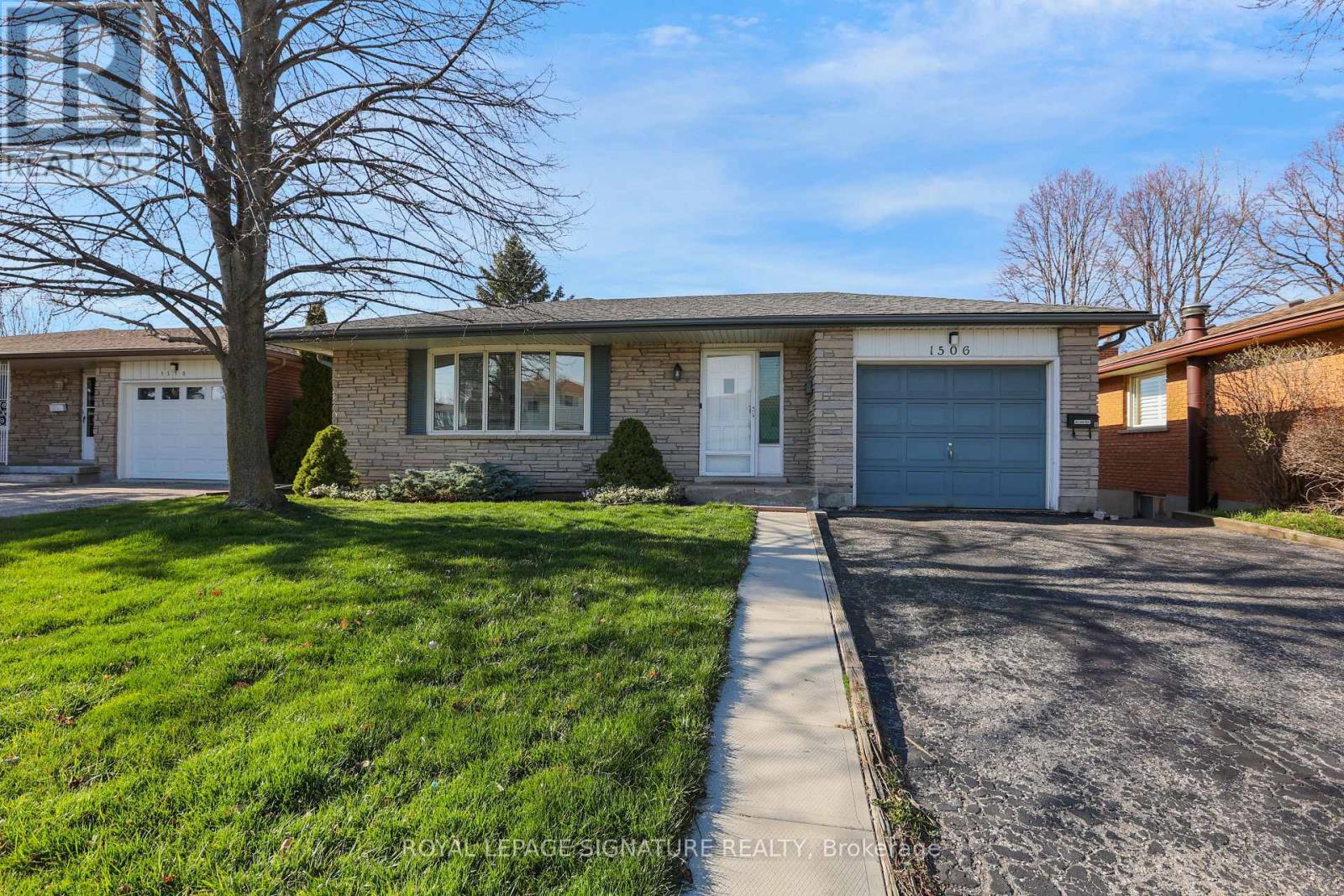 1506 QUEEN'S BOULEVARD, Kitchener, Ontario
