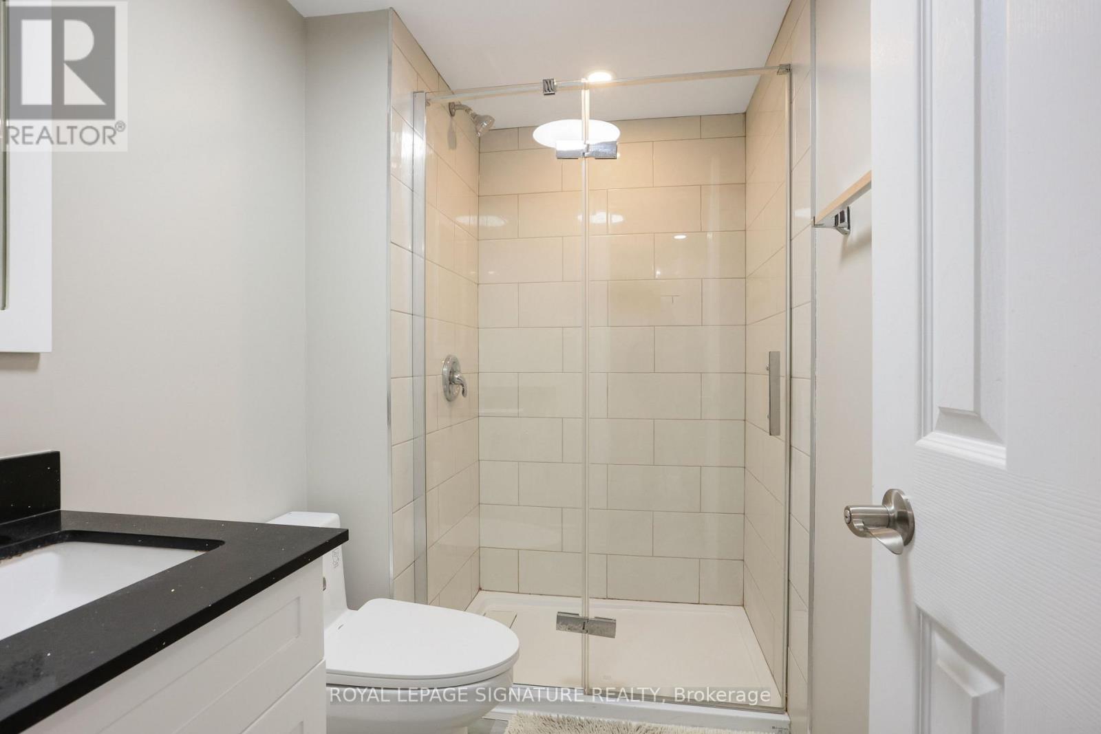 1506 Queen's Boulevard, Kitchener, Ontario  N2M 1E4 - Photo 10 - X12467909
