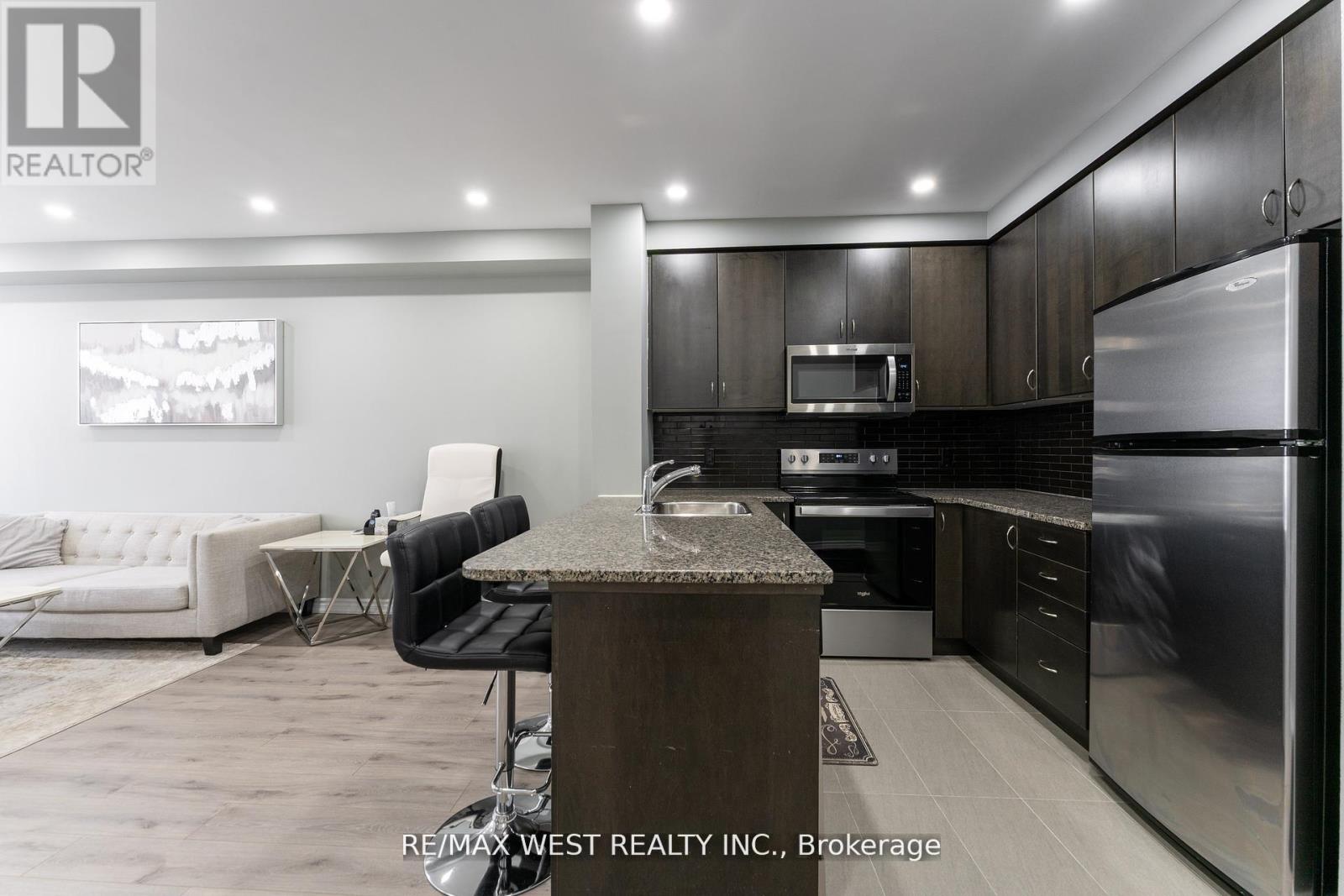 916 - 9225 Jane Street, Vaughan, Ontario  L6A 0J7 - Photo 12 - N12467931