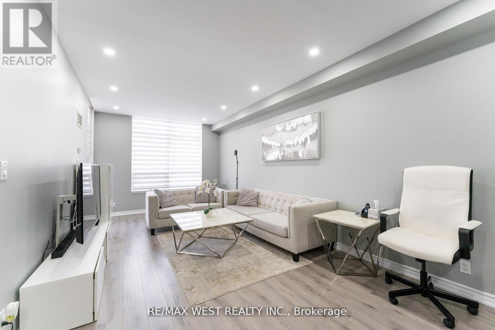 916 - 9225 Jane Street, Vaughan, Ontario  L6A 0J7 - Photo 15 - N12467931