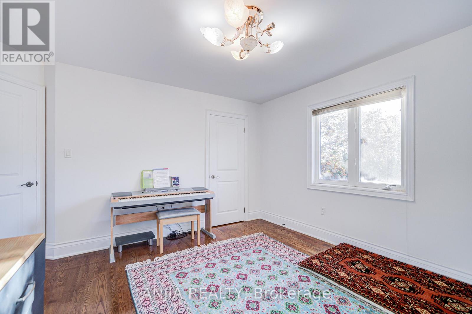 212 19th Avenue, Richmond Hill, Ontario  L4E 3P6 - Photo 39 - N12467938