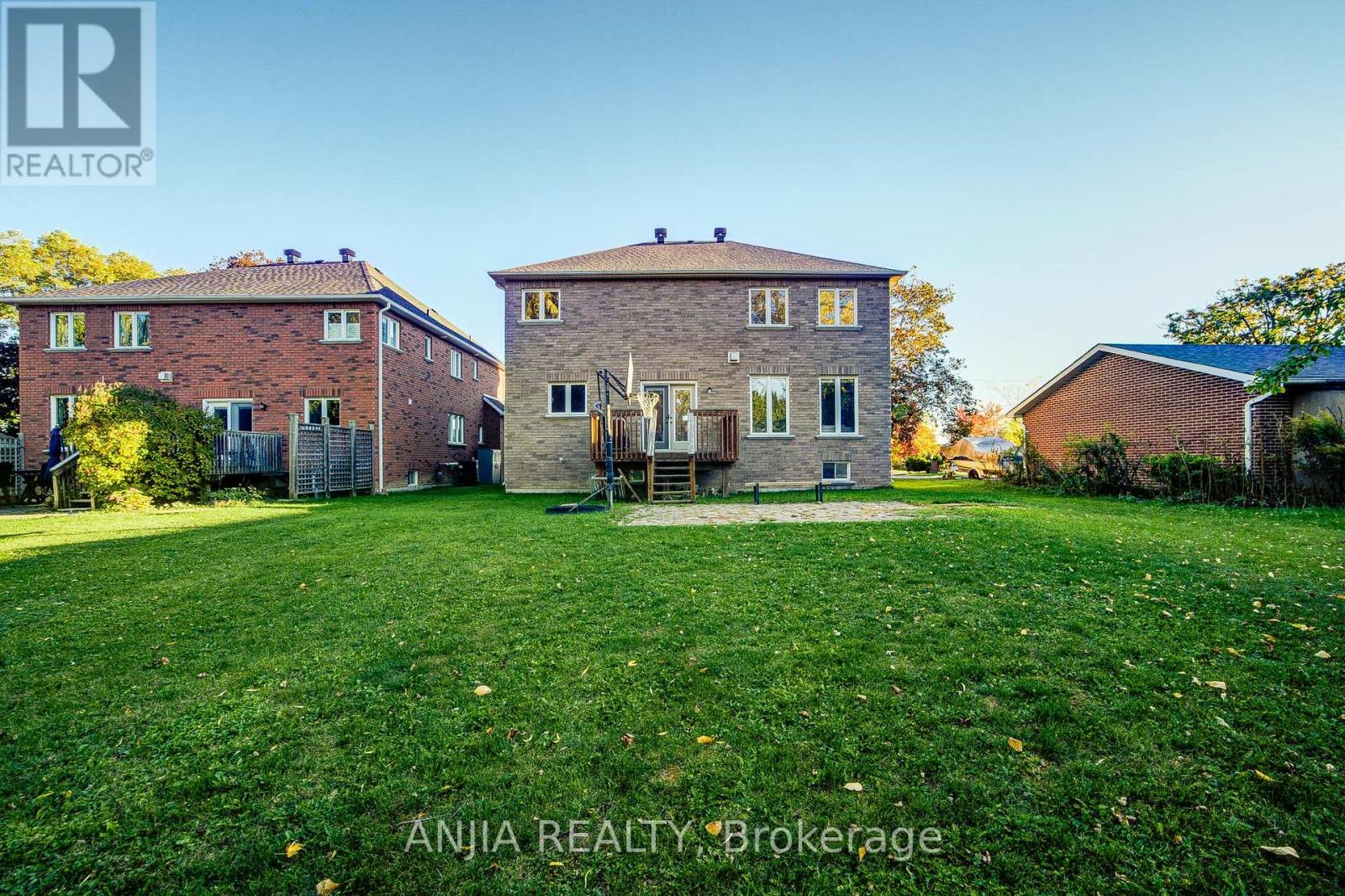 212 19th Avenue, Richmond Hill, Ontario  L4E 3P6 - Photo 50 - N12467938
