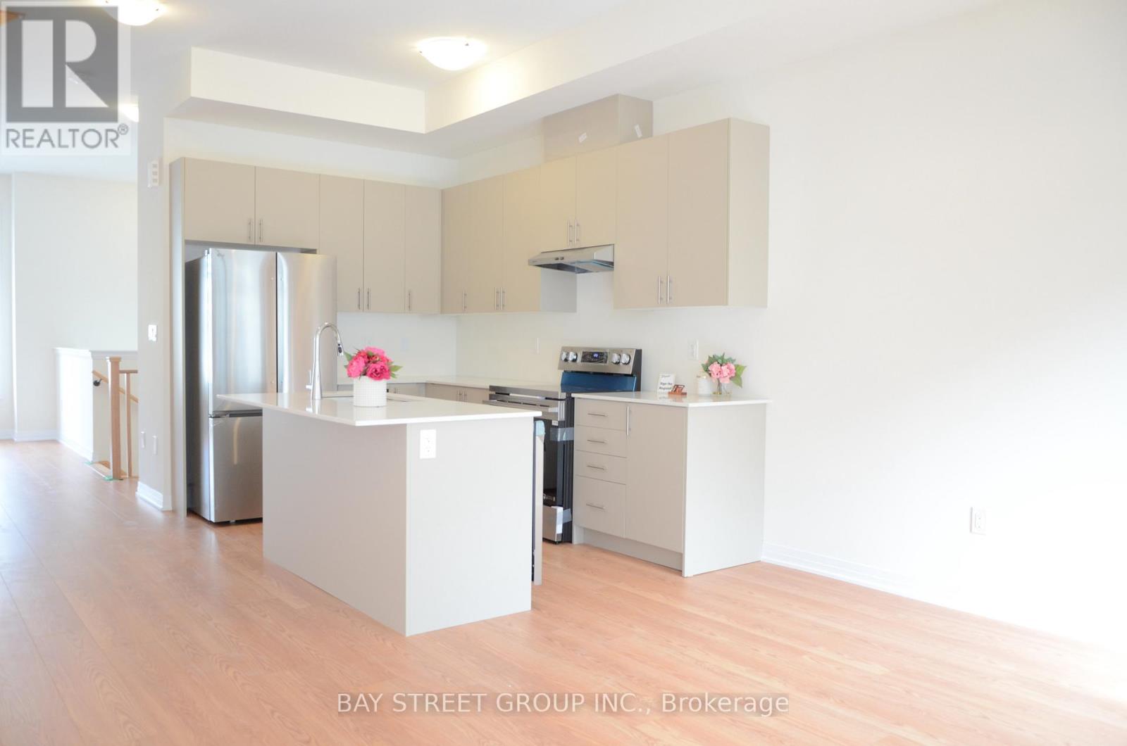 3 RUSSELL WICE AVENUE, Richmond Hill, Ontario