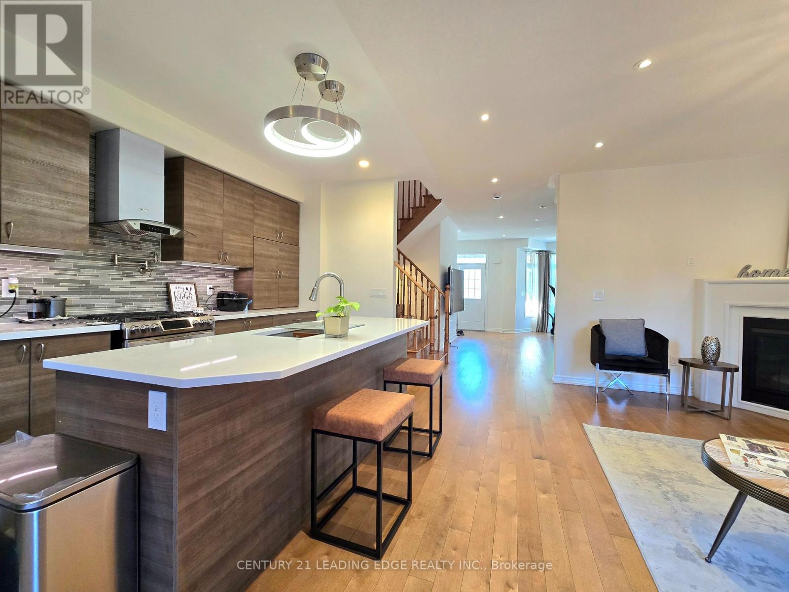 483 William Forster Road, Markham, Ontario  L6B 0V5 - Photo 9 - N12468021