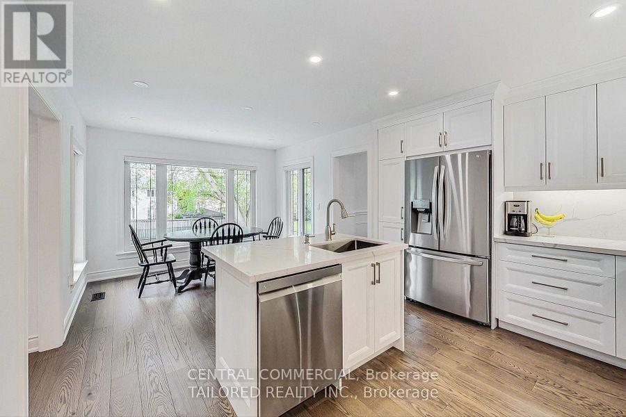 35 Mackay Avenue, Richmond Hill, Ontario  L4C 6K2 - Photo 13 - N12468023