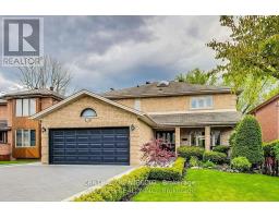 35 MACKAY DRIVE, Richmond Hill, Ontario