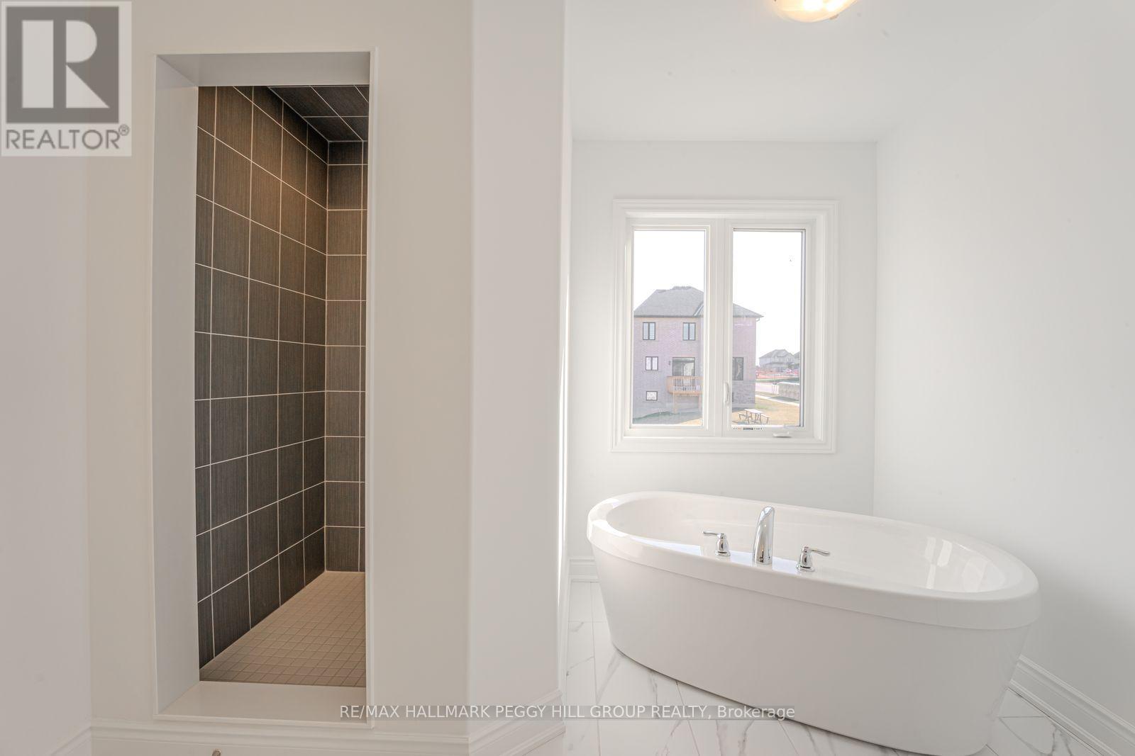 Upper Unit - 2988 Monarch Drive, Orillia, Ontario  L3V 8M7 - Photo 10 - S12467956