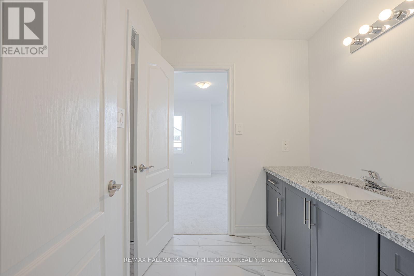 Upper Unit - 2988 Monarch Drive, Orillia, Ontario  L3V 8M7 - Photo 15 - S12467956