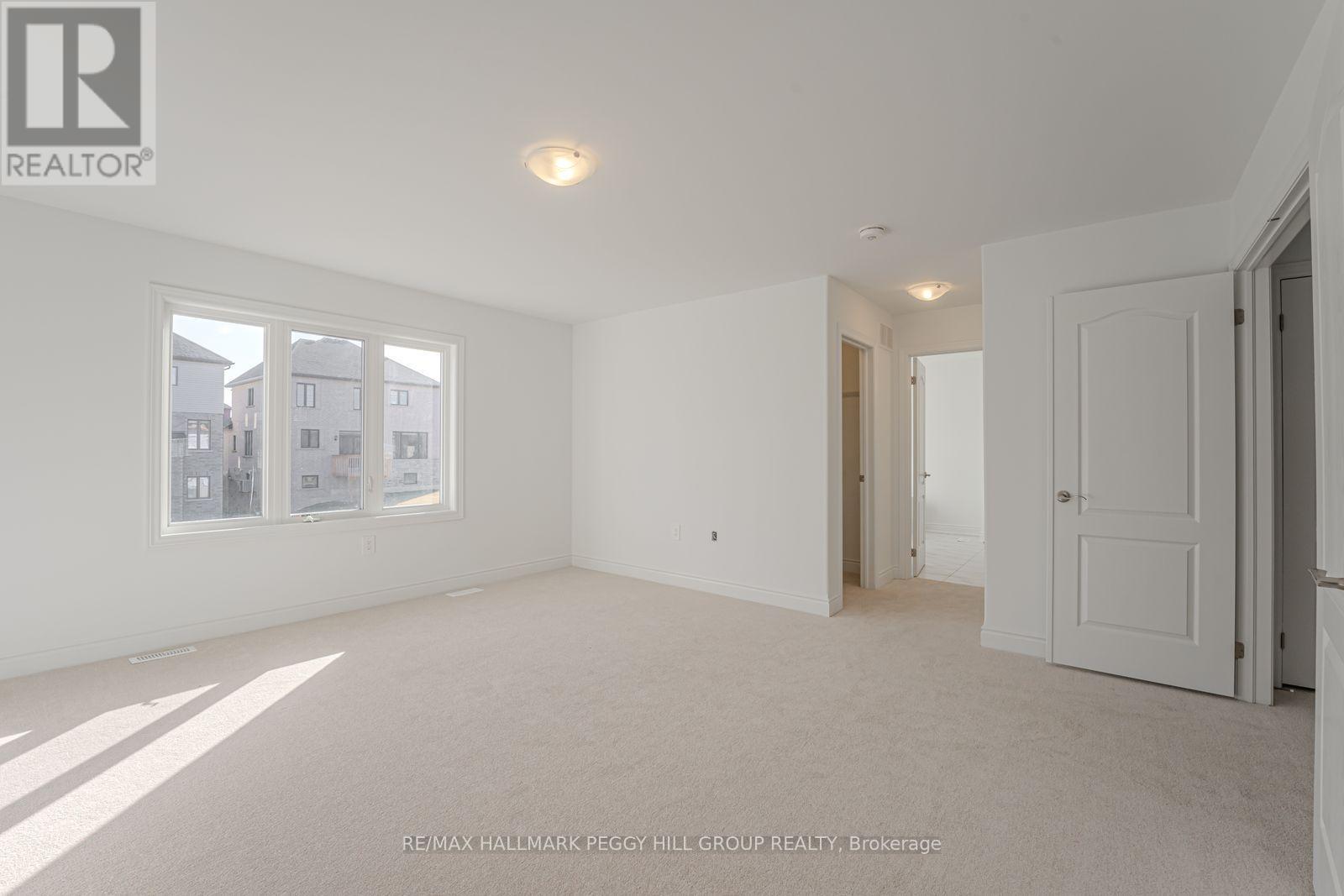 Upper Unit - 2988 Monarch Drive, Orillia, Ontario  L3V 8M7 - Photo 9 - S12467956